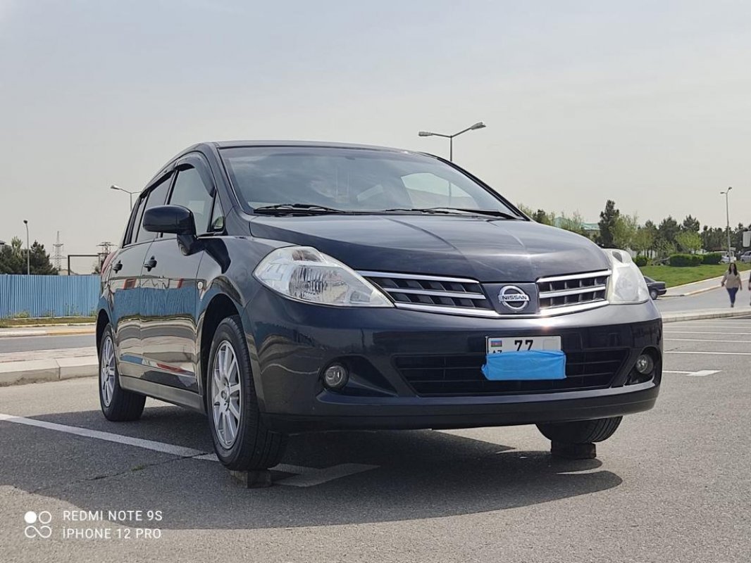 Nissan Tiida