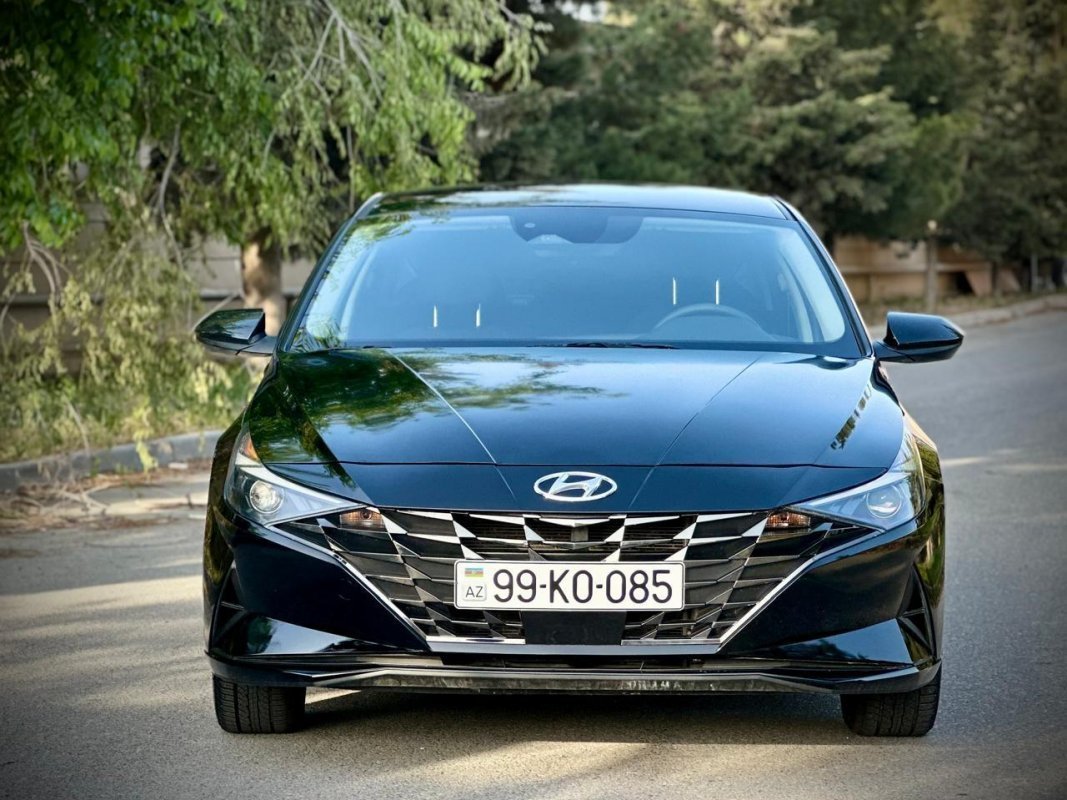 Hyundai Elantra 2023