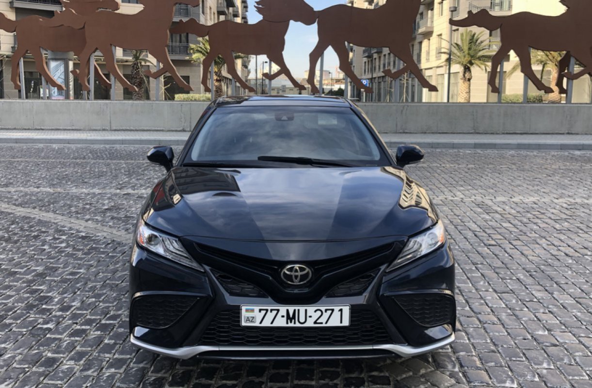 Toyota Camry 2019