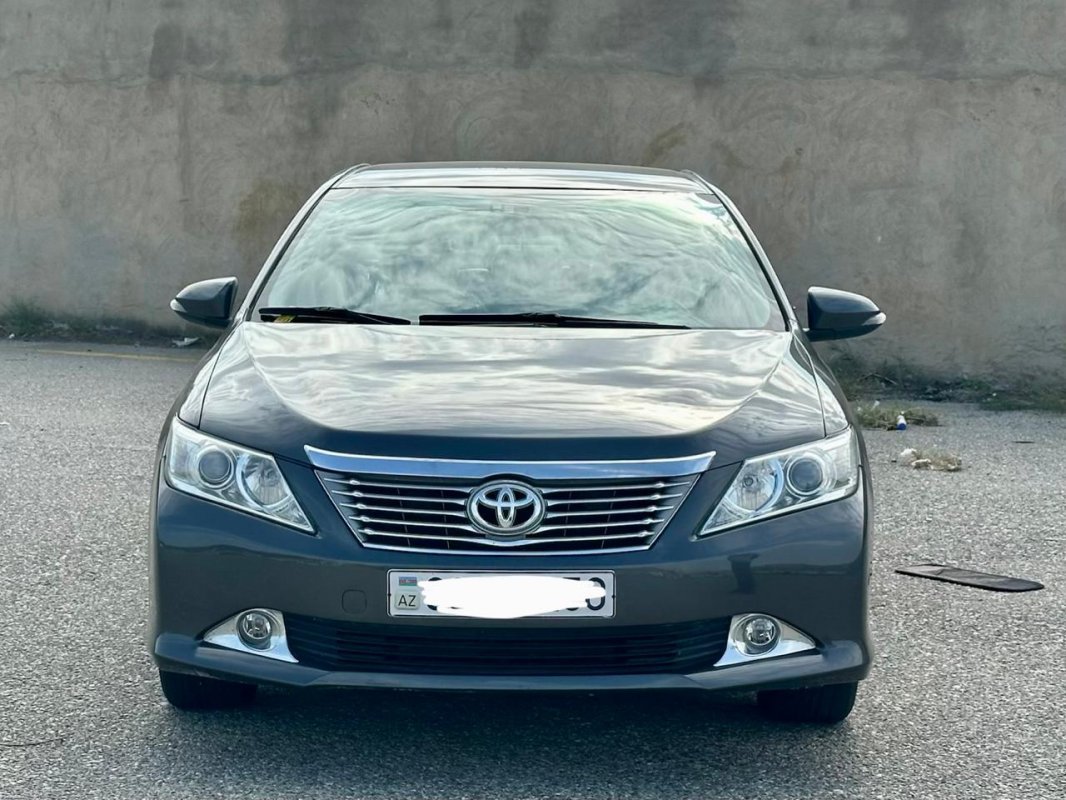 Toyota Camry 2015
